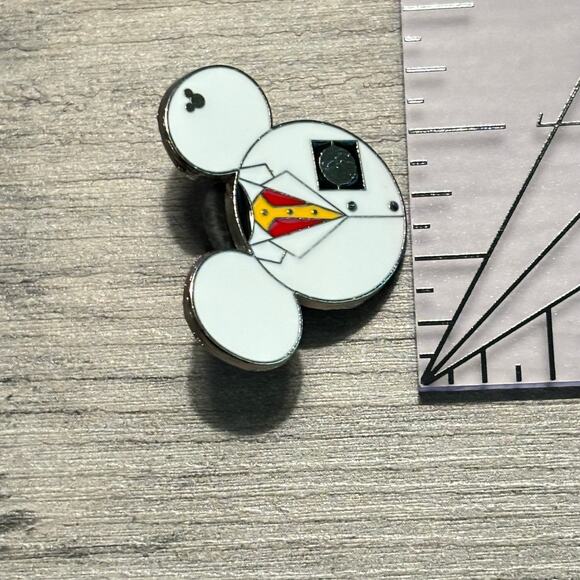 Walt Disney World Hidden Mickey Trading Pin Series Journey into Imagination - Picture 3 of 4